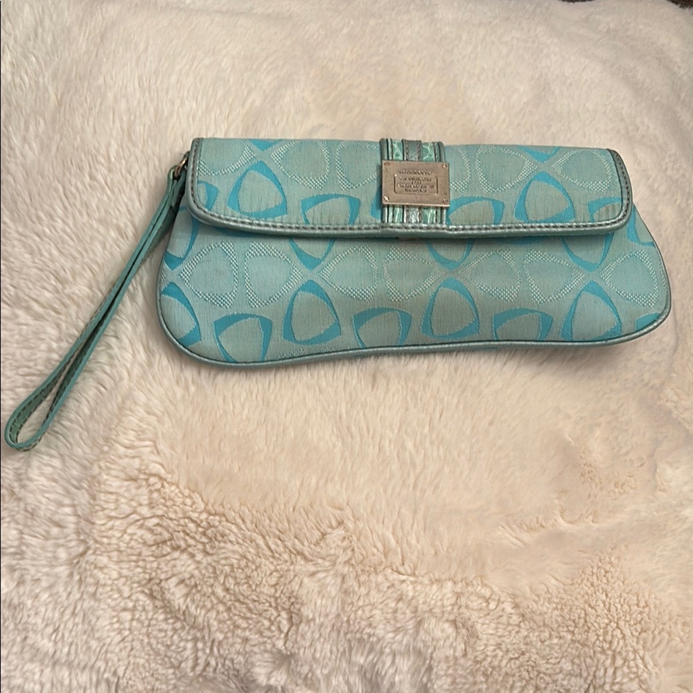 Liz Claiborne Aqua Blue Clutch with Metallic Accent and Wrist Strap